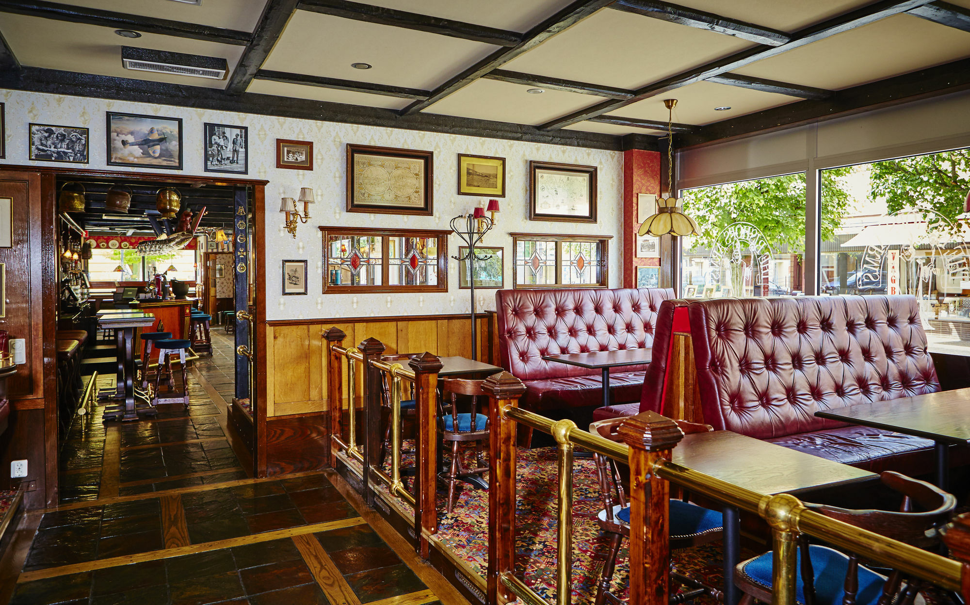 Hotel Bishops Arms Koeping Exterior photo